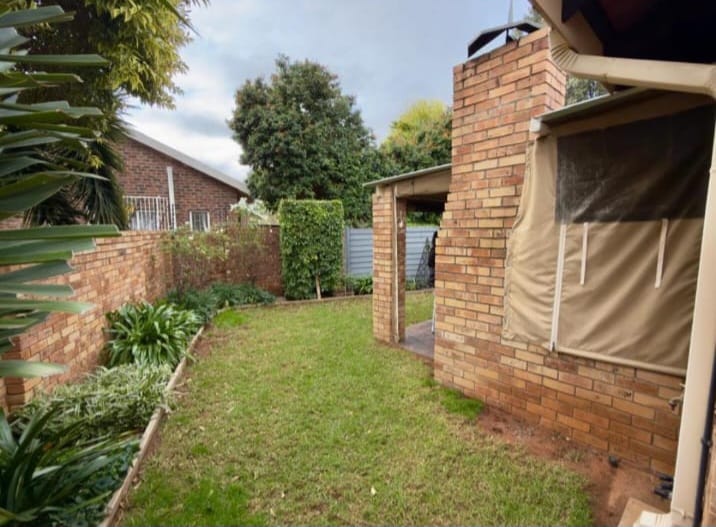 3 Bedroom Property for Sale in Rhodesdene Northern Cape